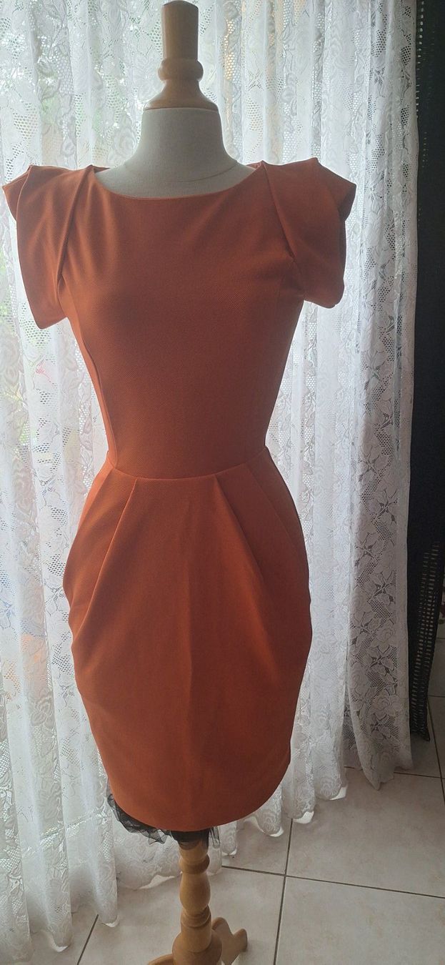 Kleider: Robe orange 38 – Gebraucht aus St-Triphon von Jldr0 4