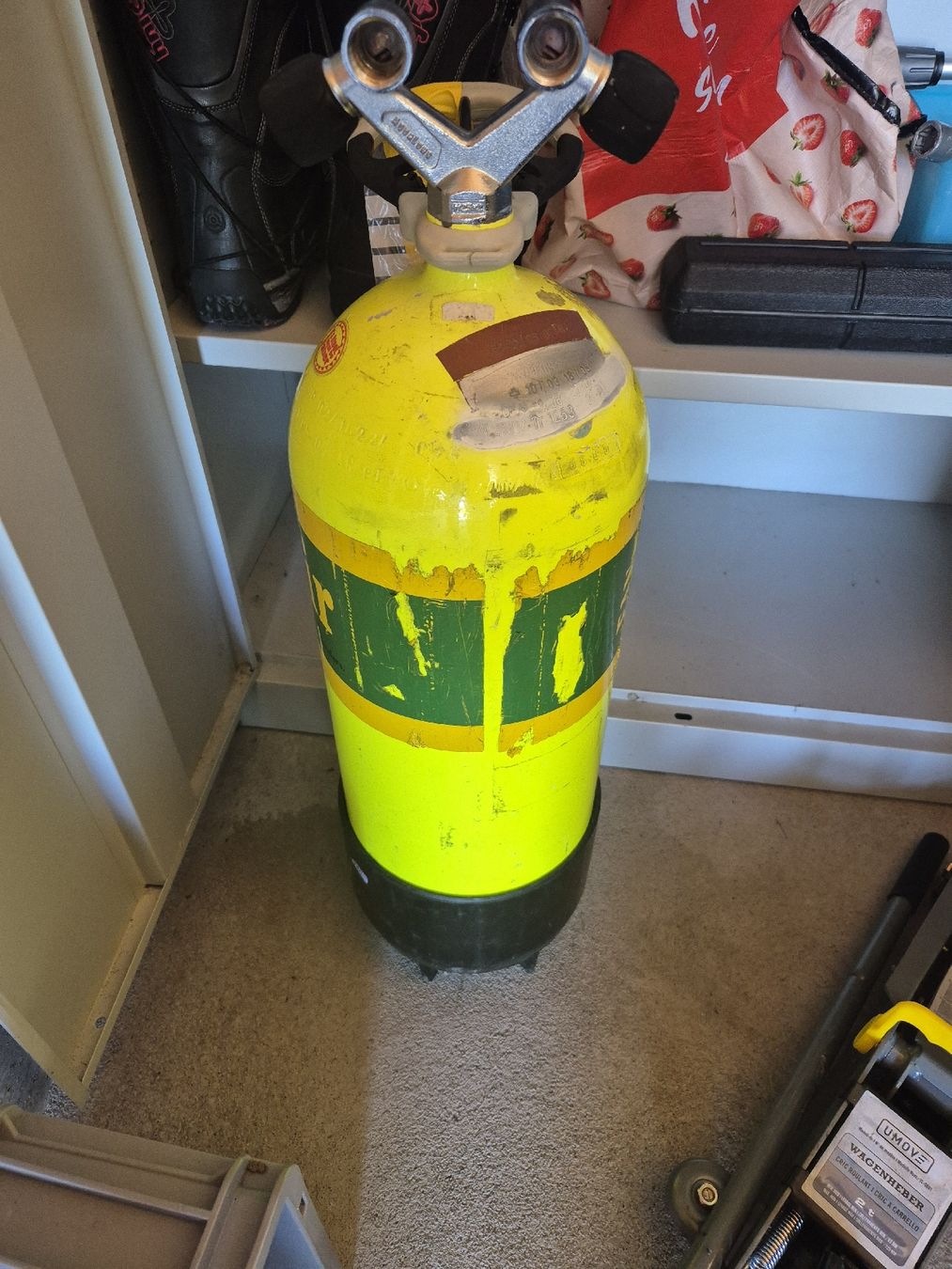 Bombole da sub: 15l Stahlflasch mit doppelventil – Usato da Ermenswil venduto da django_101