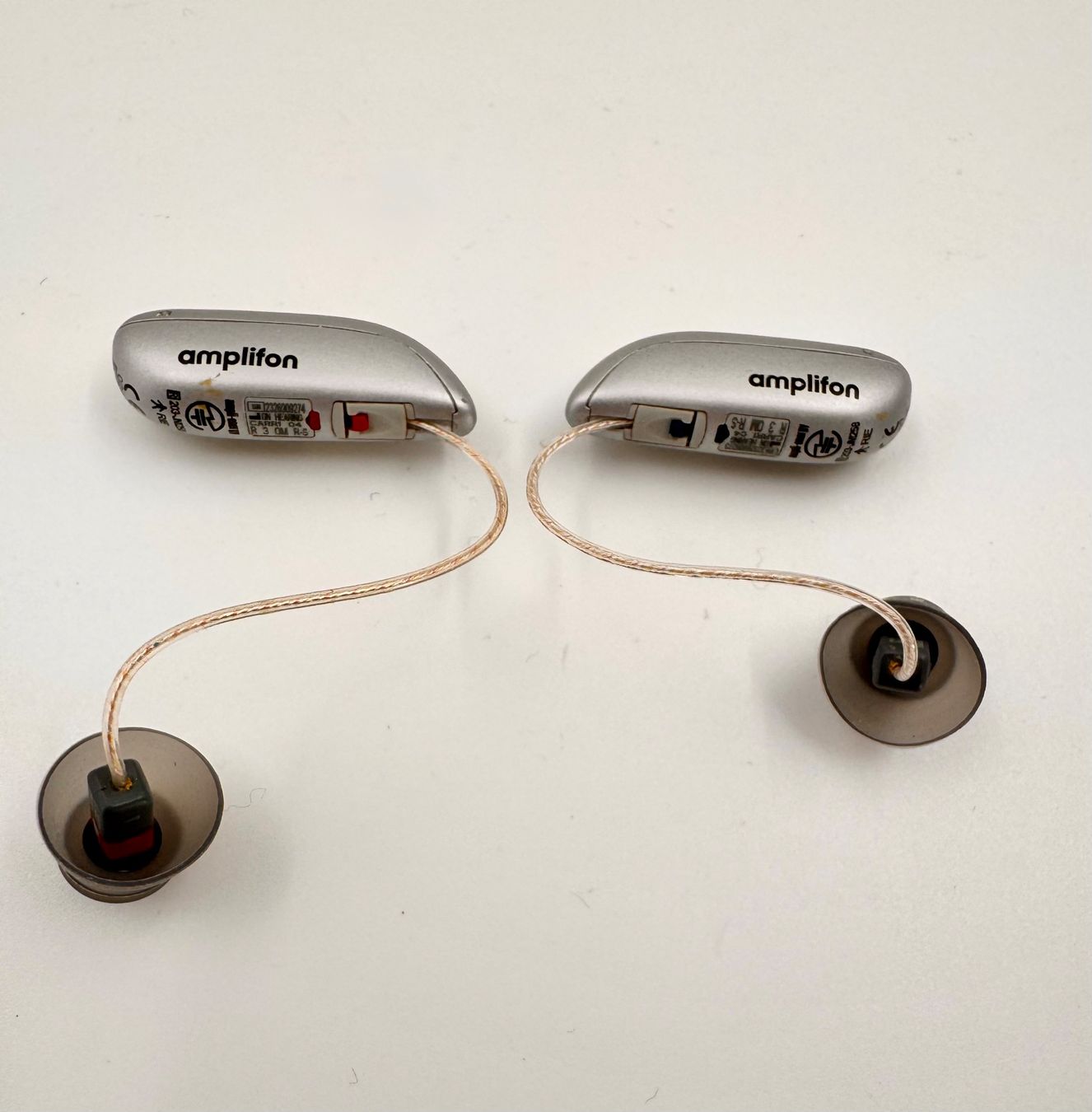 Amplifon Attrezzature mediche: Amplifon R3 OM R-S Hörgeräte – Usato da Hermetschwil-Staffeln venduto da Sigmund57 2