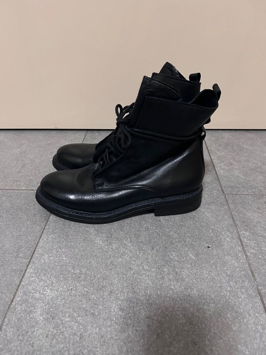 Scarpe da donna: Anfibio il Laccio – Nuovo (secondo la descrizione) da Castel San Pietro venduto da sof_5f2g 1