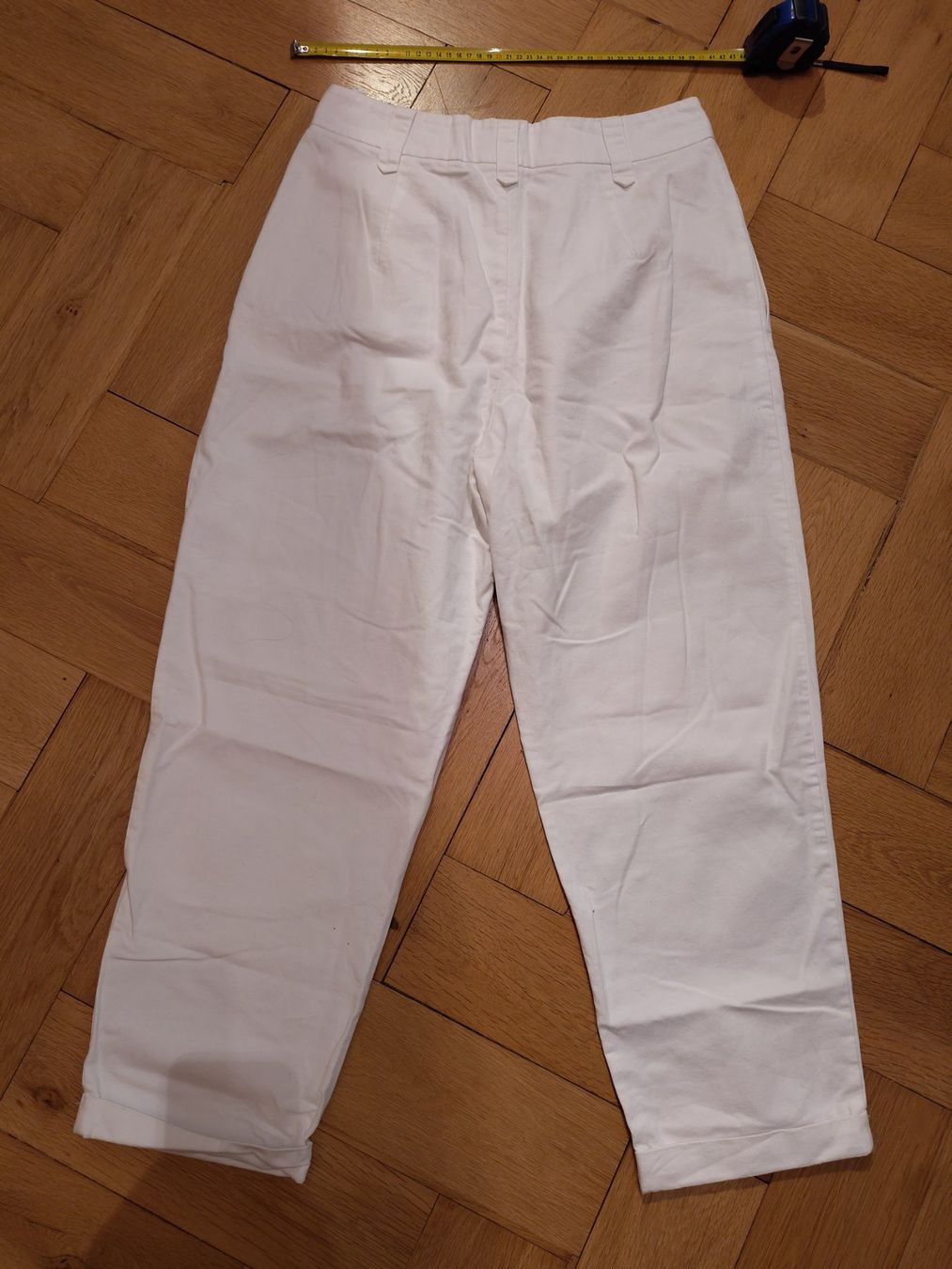 Stradivarius Pantaloni: Hose – Usato da Bern venduto da Linii 1