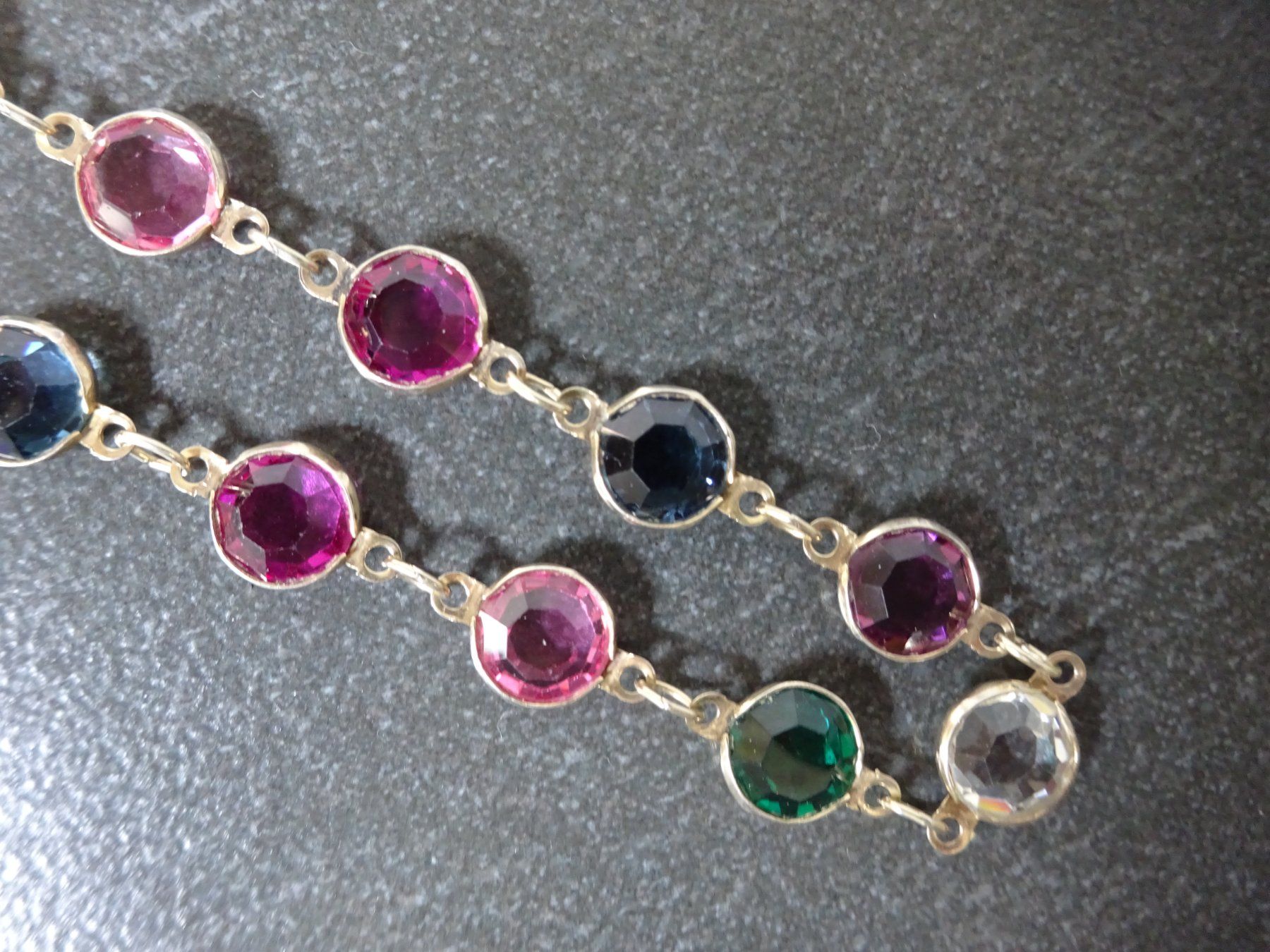 Catenine: Halskette Multicolor / 45cm – Usato da Oetwil am See venduto da Senegal 1