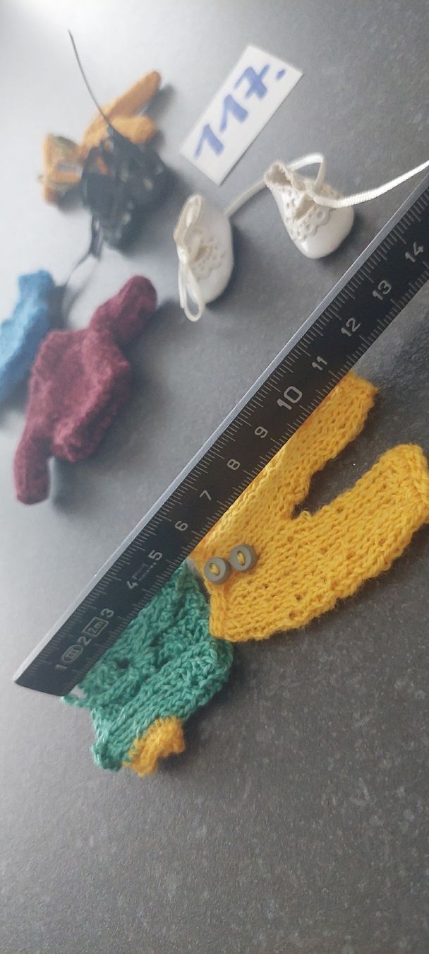 Bambole: Miniatur Puppenkleidchen  – Nuovo (secondo la descrizione) da Muri AG venduto da nindo1 4