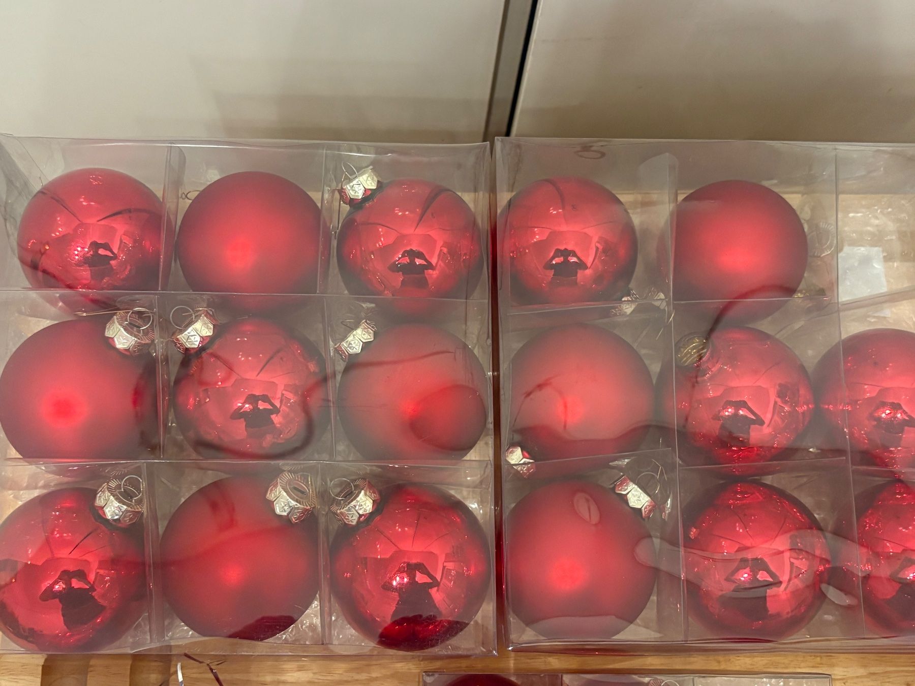 Tutte le decorazioni: Weihnachtskugeln rot gemischt guter Zustand – Usato da Frick venduto da Rukki 1