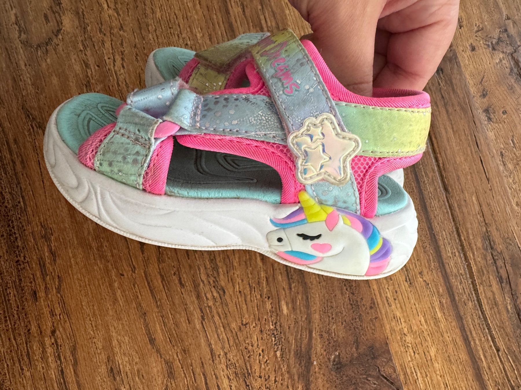 Skechers Scarpe per ragazze: Mädchen Skechers Lights Sandalen Grösse 22 – Usato da Wangen b. Olten venduto da na_wal 1