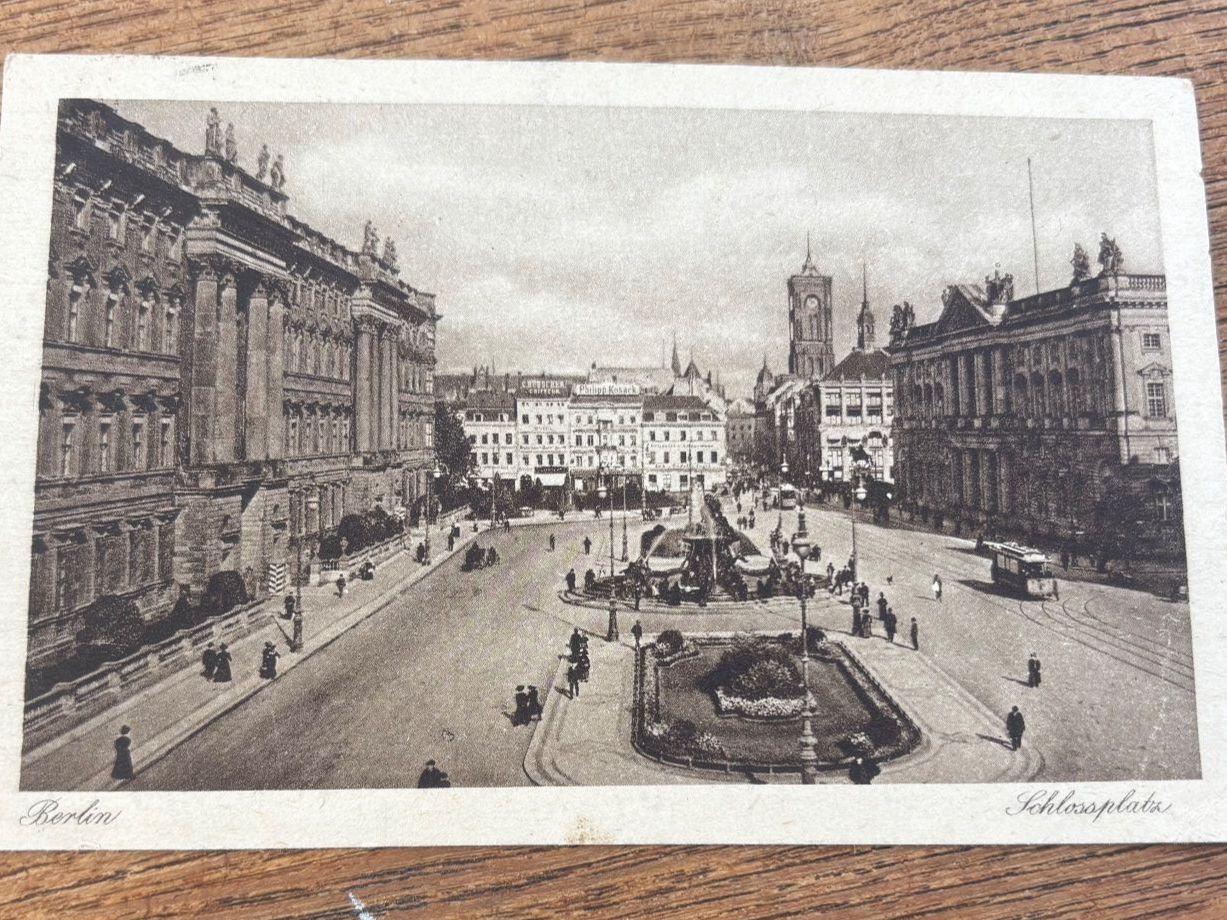 Cartoline postali: AK BERLIN 1922. Schlossplatz. – Usato da Utzenstorf venduto da Rose0303 1