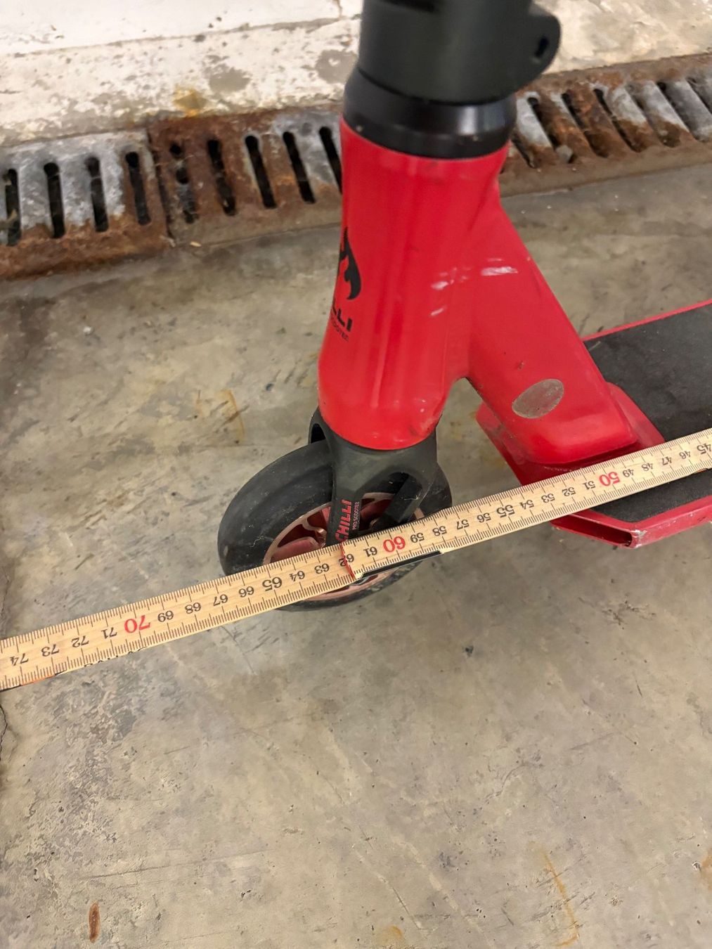 Chilli Kickboard: Chilli Pro 5000 in Rot/Schwarz – Usato da Stans venduto da gia_lxc9 3