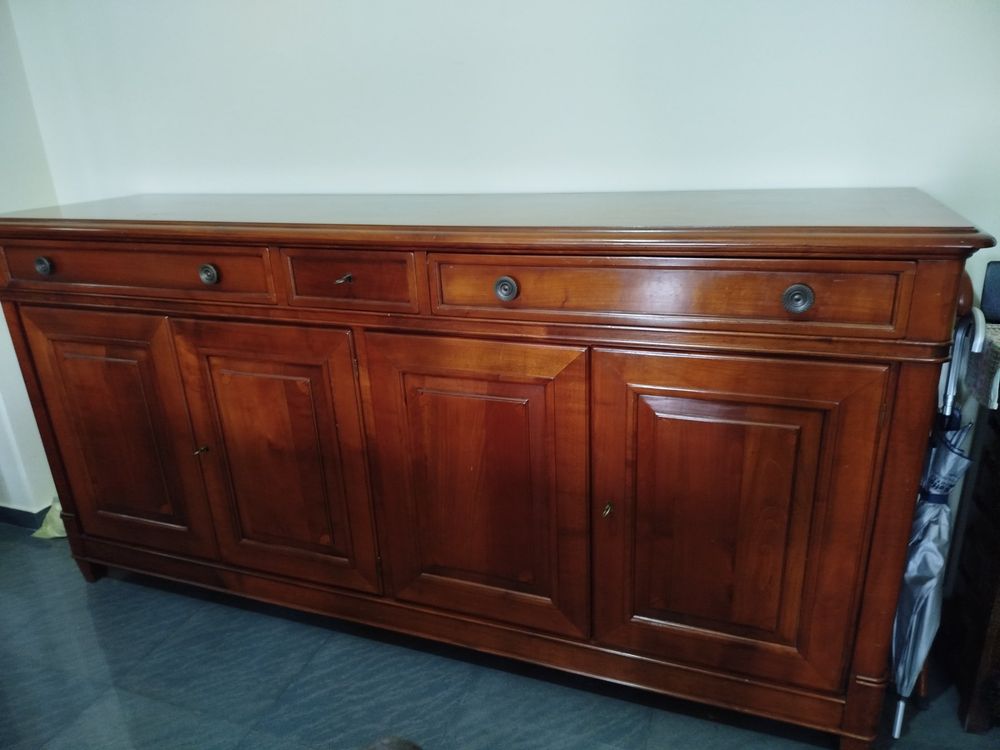 Commodes: Commode bois noble en parfait état – D'occasion à Granges (Veveyse) par mil_7ym6