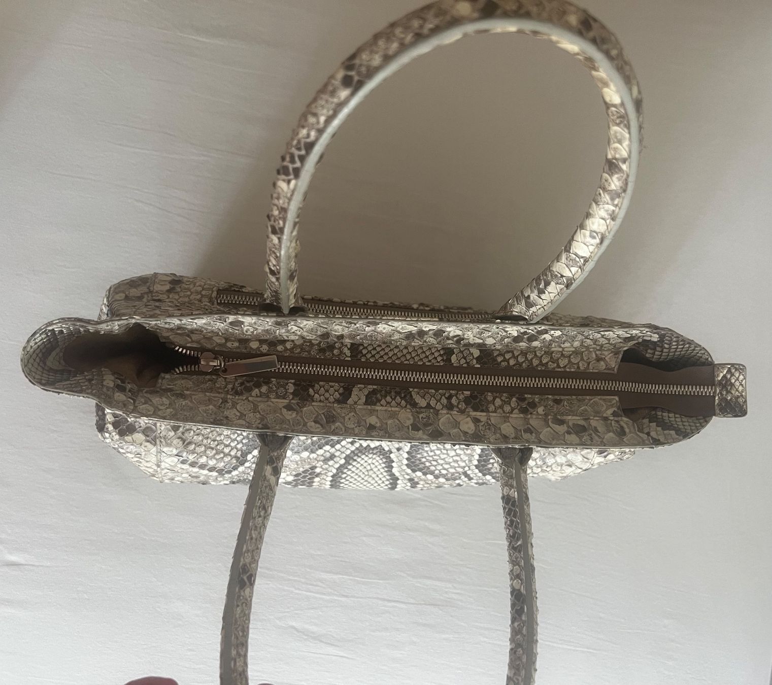 Sacs femmes: Handtasche von CAPE COBRA aus echtem Pythonleder - WIE NEU! – Neuf (Voir description) à Uitikon Waldegg par Voile 4