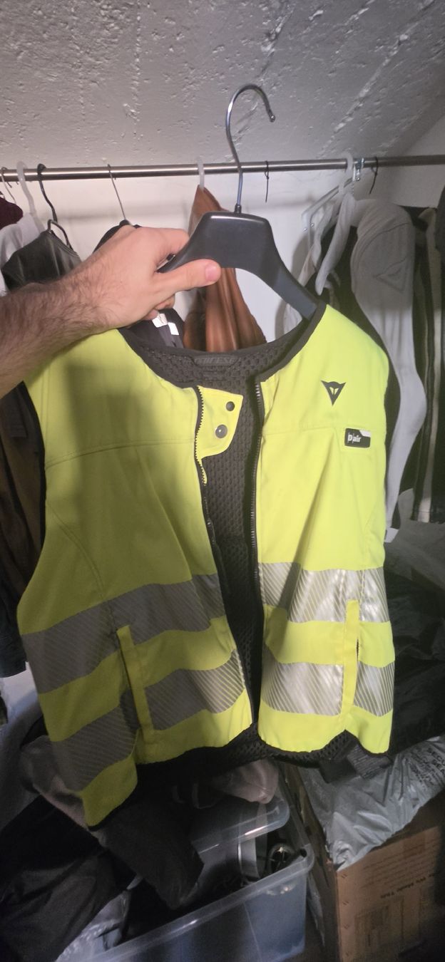 Dainese Giacche: dainese smart jacket airbag – Usato da Vezio venduto da Andrea1492
