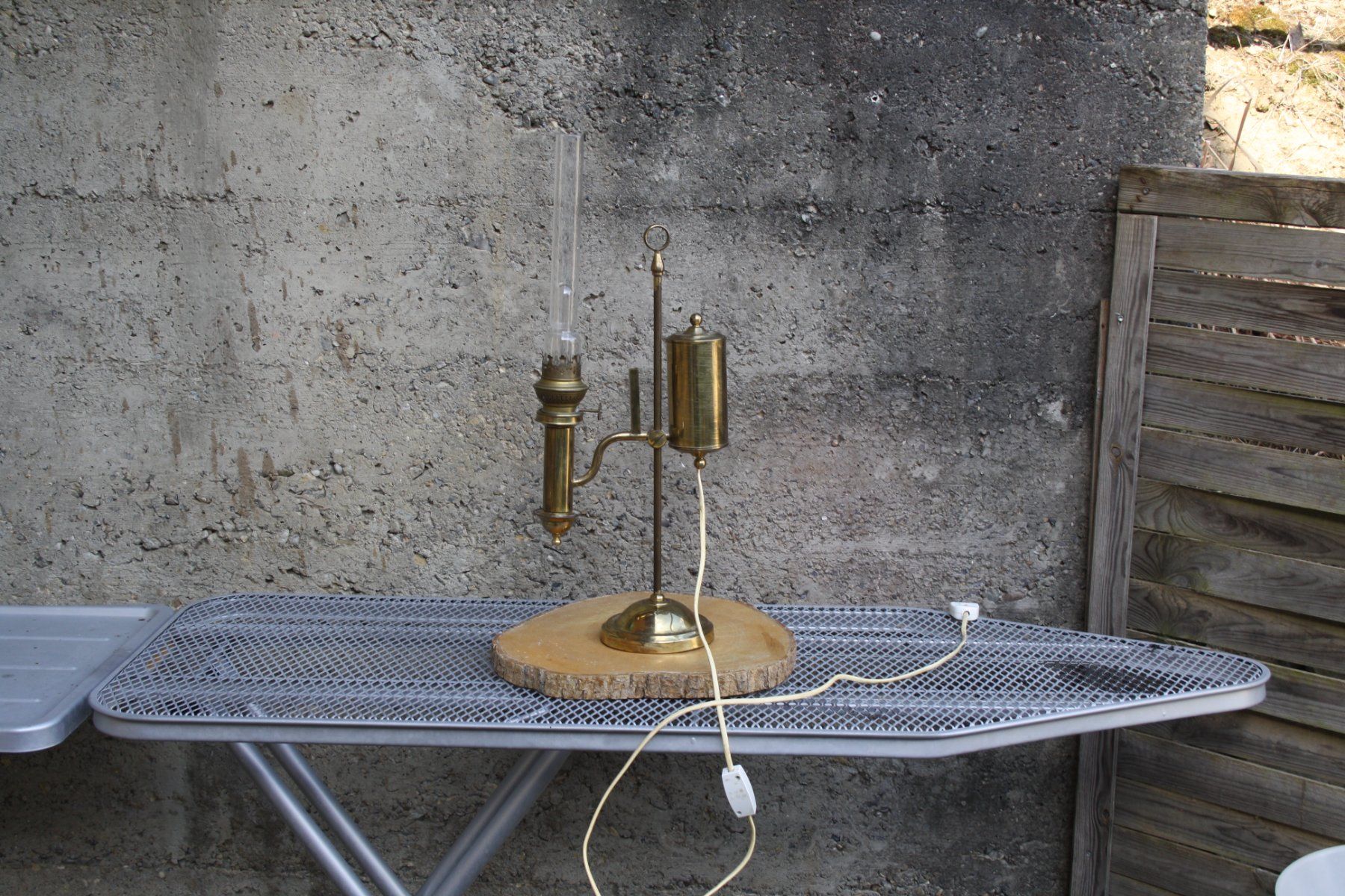 Lampade: VINTAGE LAMPE – Usato da Wauwil venduto da Pneuedy 2