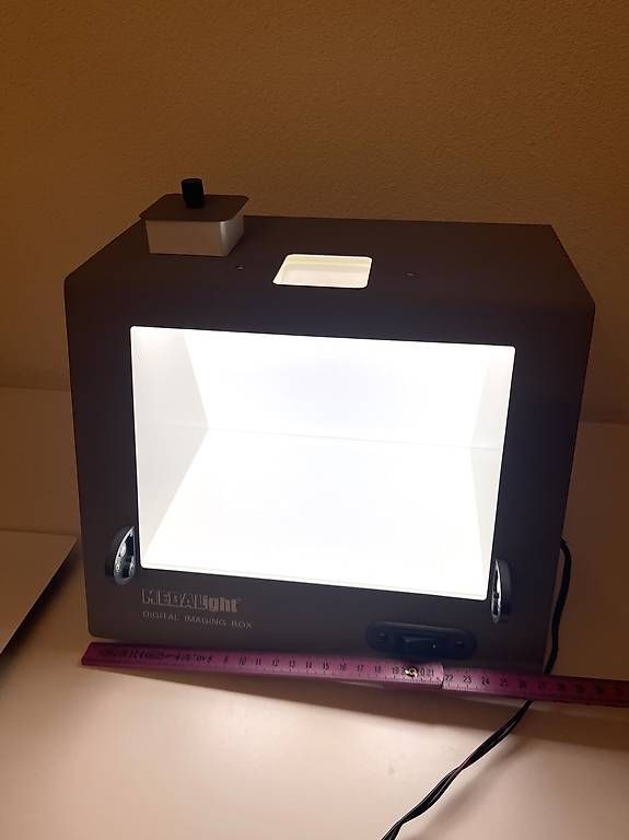 Laboratorio & Camera oscura: Photobox mit Beleuchtung – Usato da Affoltern am Albis venduto da XJM 1