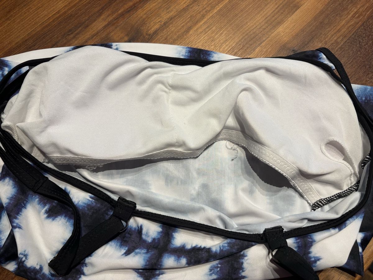 Costumi da bagno & Bikini: Damen Badeoberteil mit Karo-Muster Gr. XL – Usato da Beromünster venduto da msklef 4
