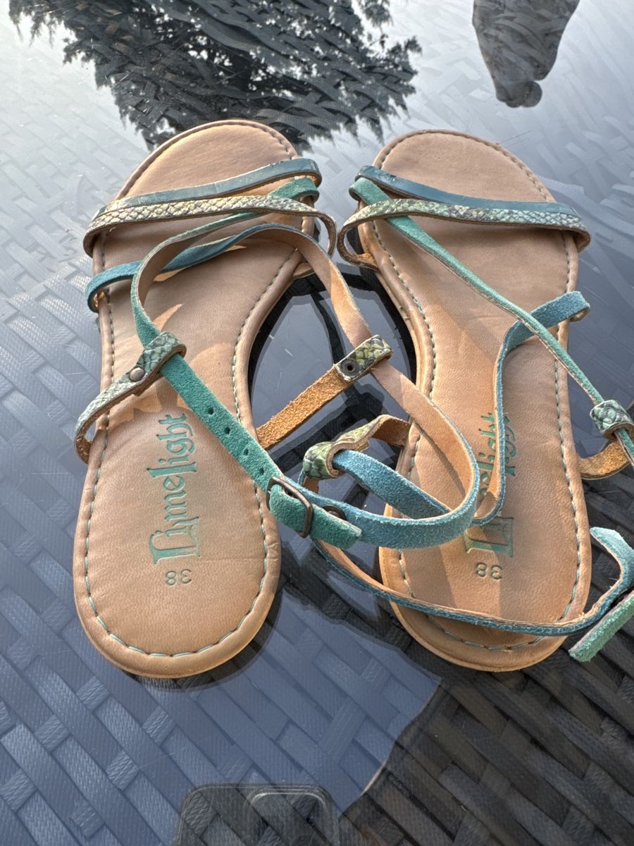 Scarpe da donna: Sandalen (38) – Usato da Vezia venduto da sidu03 1