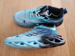 Freizeitschuhe  Grösse 40 (Ihnensohle 26 cm) neu.Sehr leicht