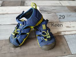 29 Keen Sandalen vorne geschlossen Washable