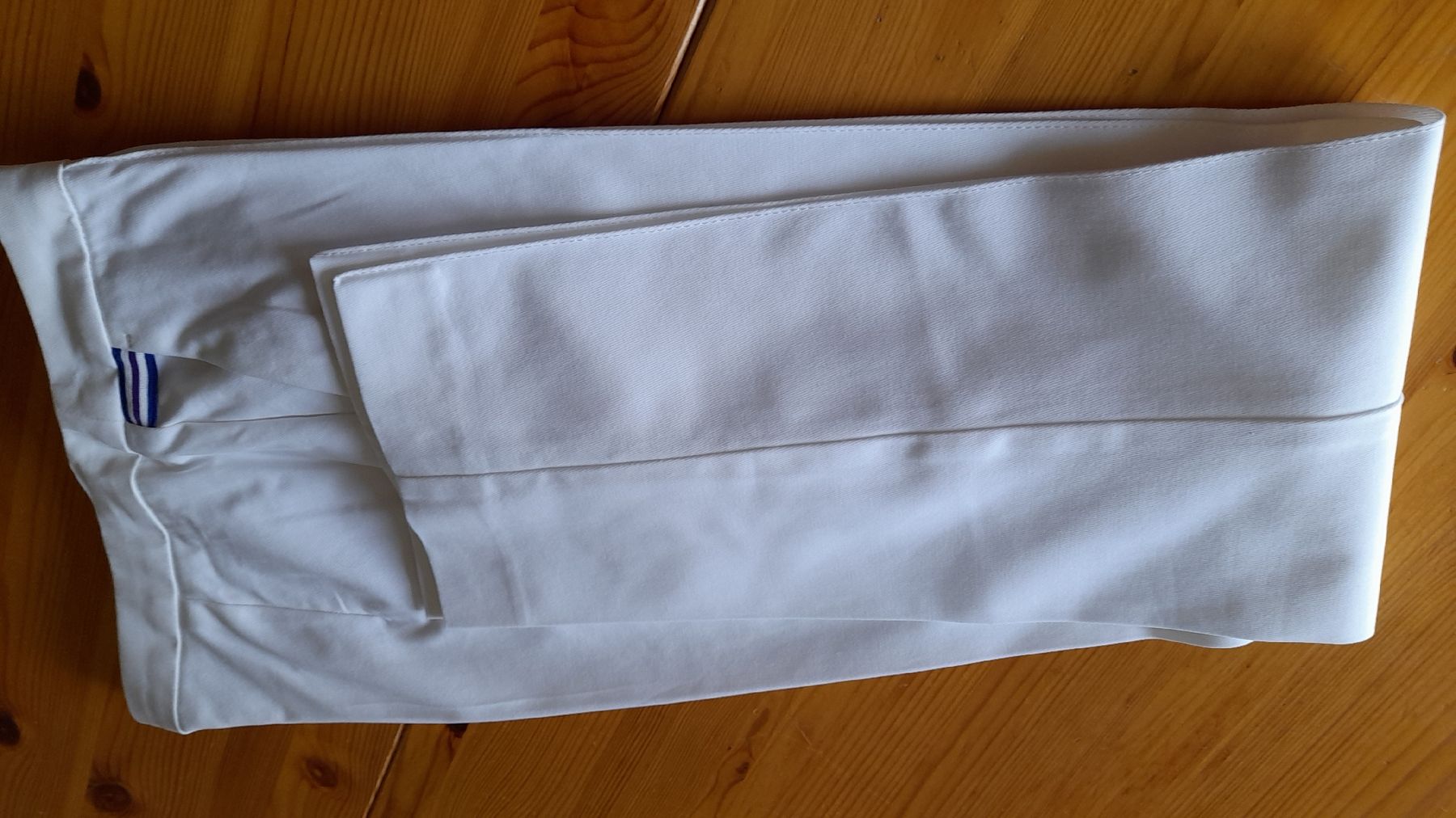 Marc Cain Pantaloni: Hose Gr. 1, von Marc Cain – Usato da Nesslau venduto da Churfirsten08 1