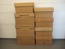 8 Zügelkartons, Umzugskisten, Kartonboxen mit Deckel