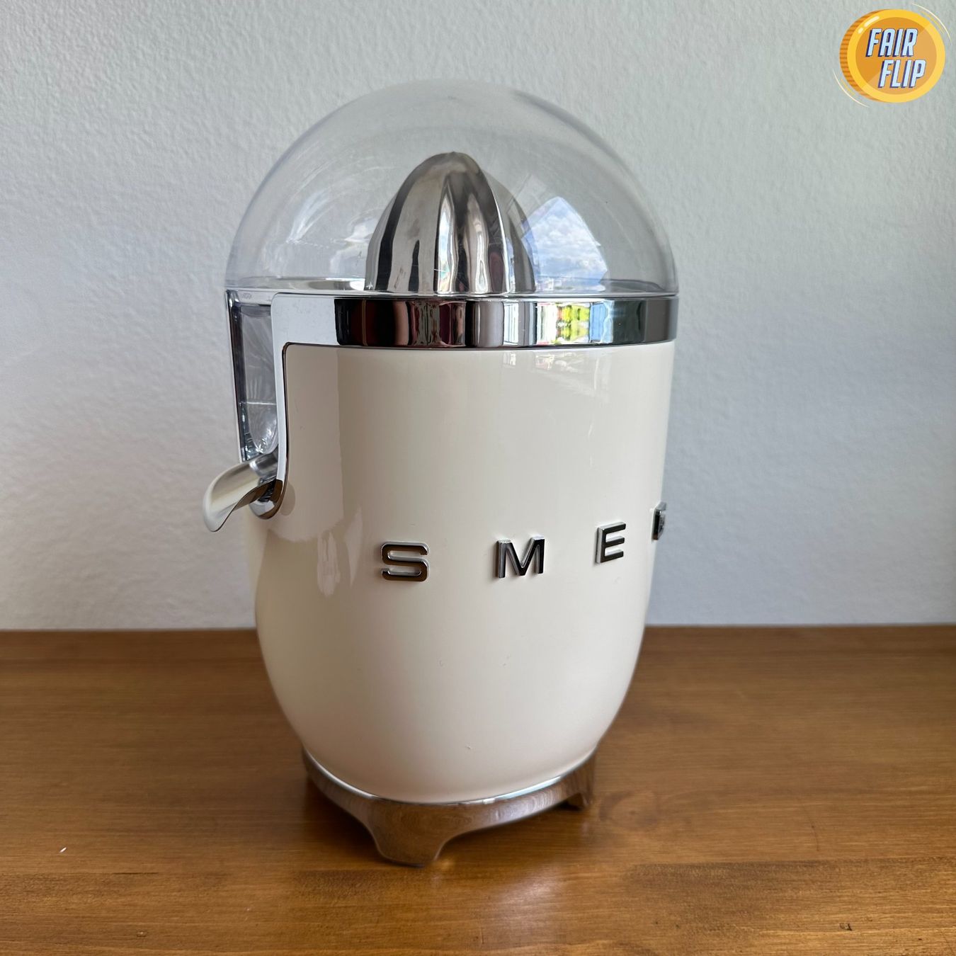Smeg Elettrodomestici da cucina: Smeg Zitruspresse – Usato da Luzern venduto da fairflip