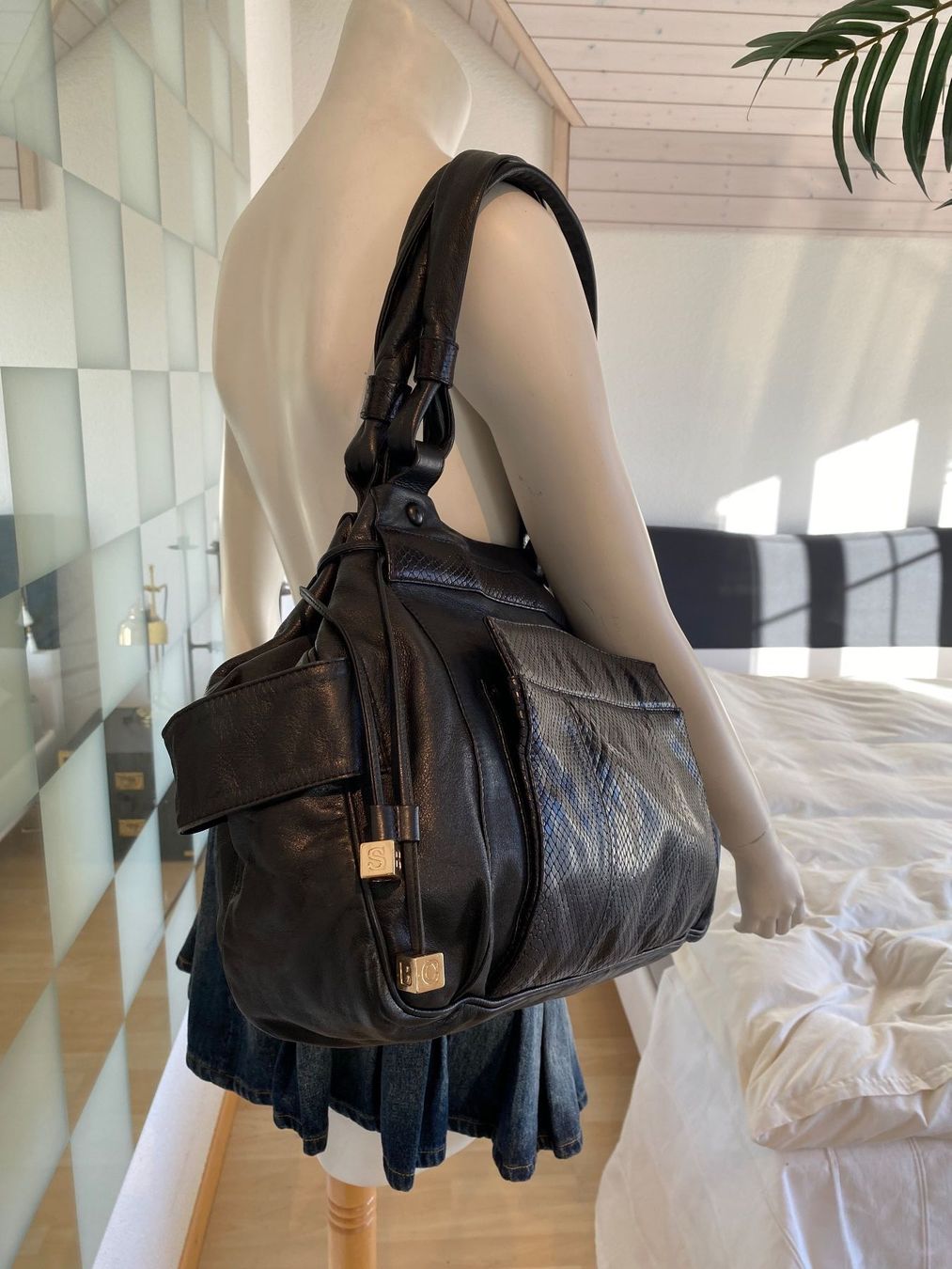 Chloé Sacs femmes: SEE BY CHLOÉ HANDTASCHE SCHWARZ – D'occasion à Eschenbach SG par Lady020