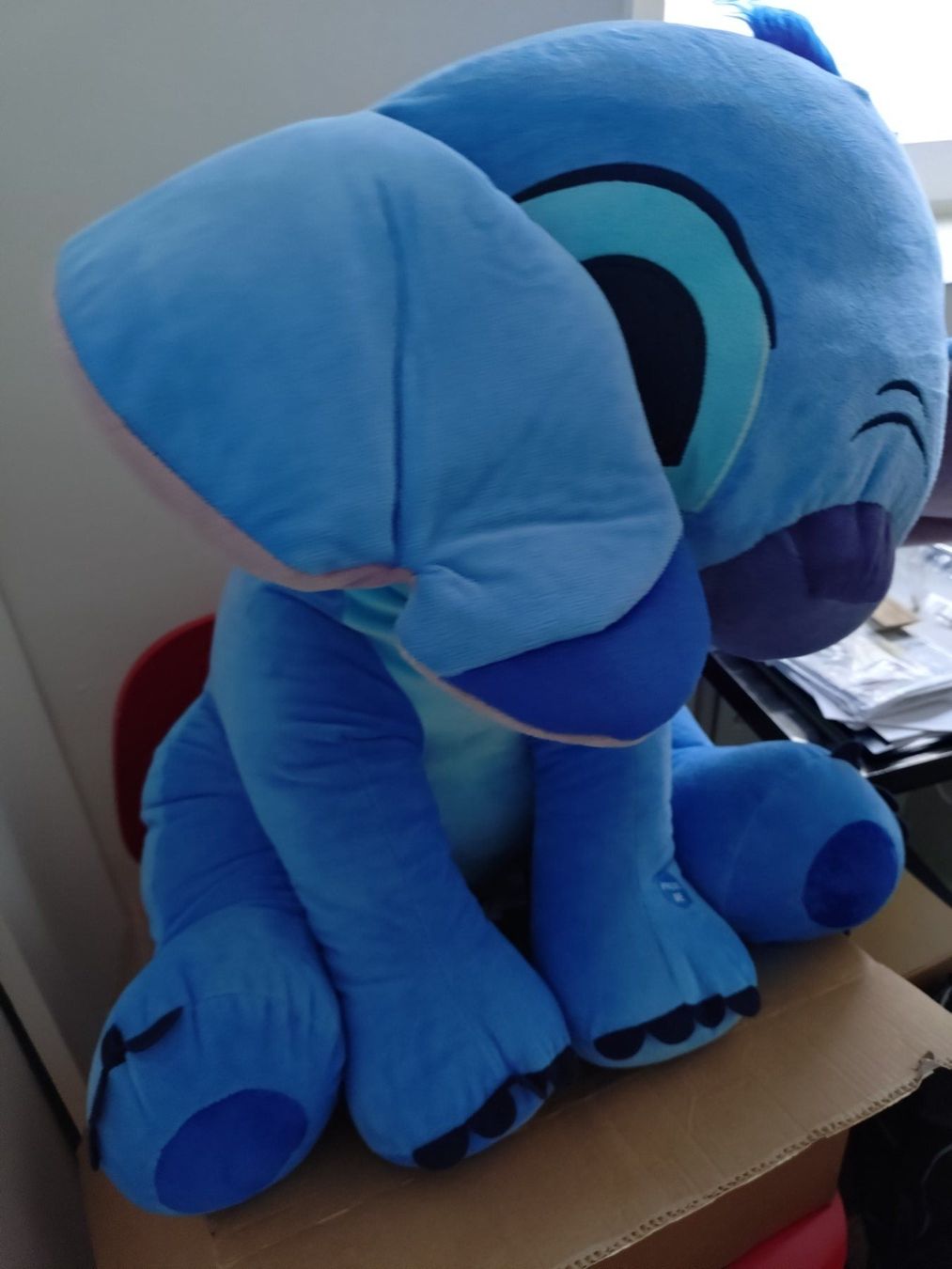 Disney Giocattoli: Stitch Plüschtier Gross – Usato da Bottmingen venduto da Malina_Outlet 1
