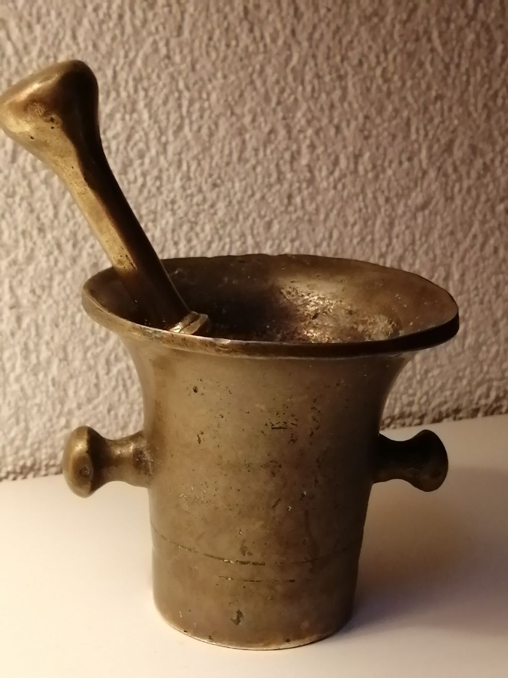 Altro per cucinare: Antiker grosser Mörser mit Pistill – Usato da Nunningen venduto da silvermoon68 2
