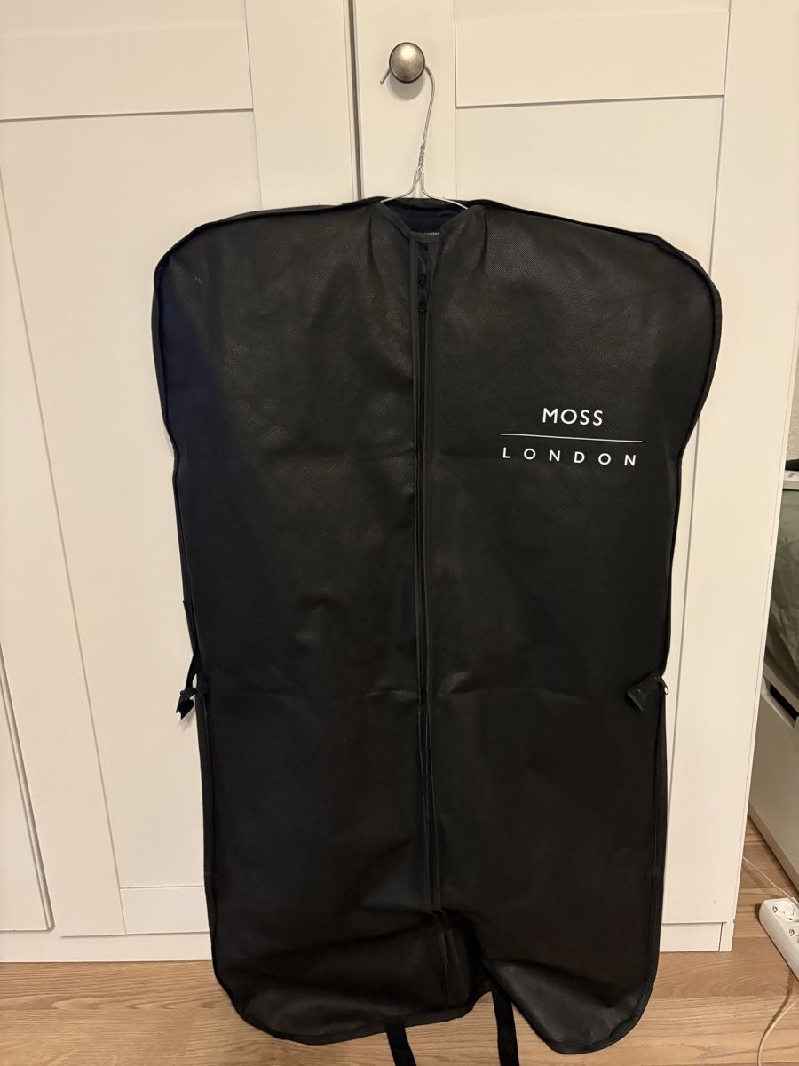 Completi: Suit Jacket – Usato da Zürich venduto da vik_y7pr 4