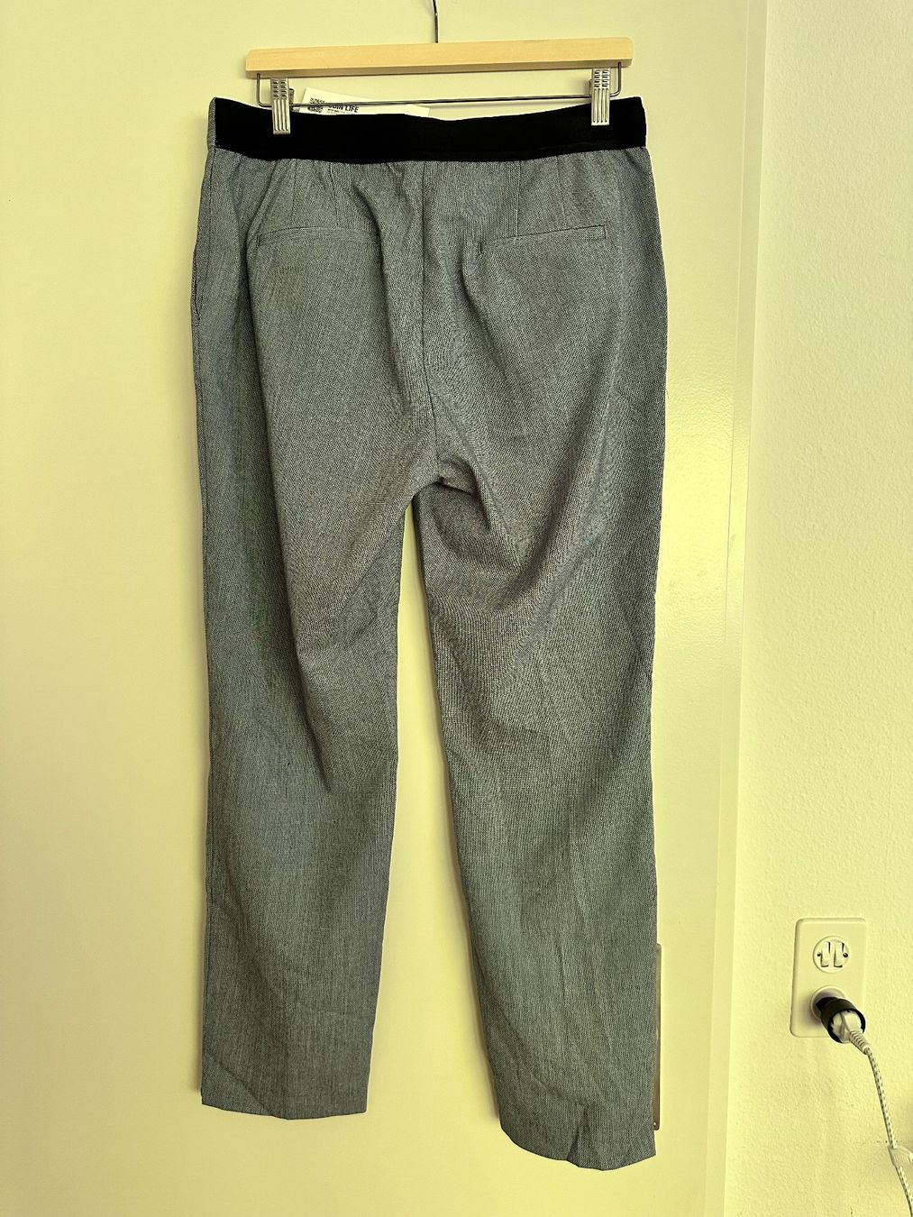 Zara Pantaloni: Zara grau Hose, Gr. XL, Neu – Usato da Adliswil venduto da kik_9xns 3
