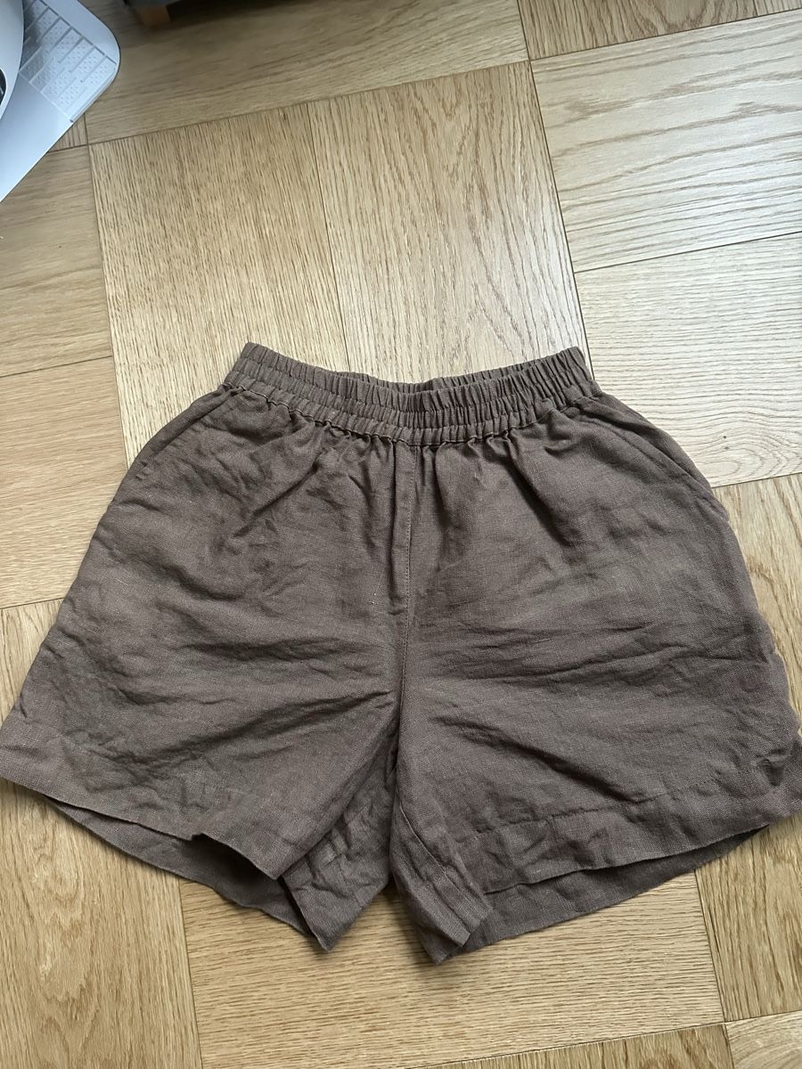 Hosen: Shorts Skall Studio – Gebraucht aus Zürich von Anna-S