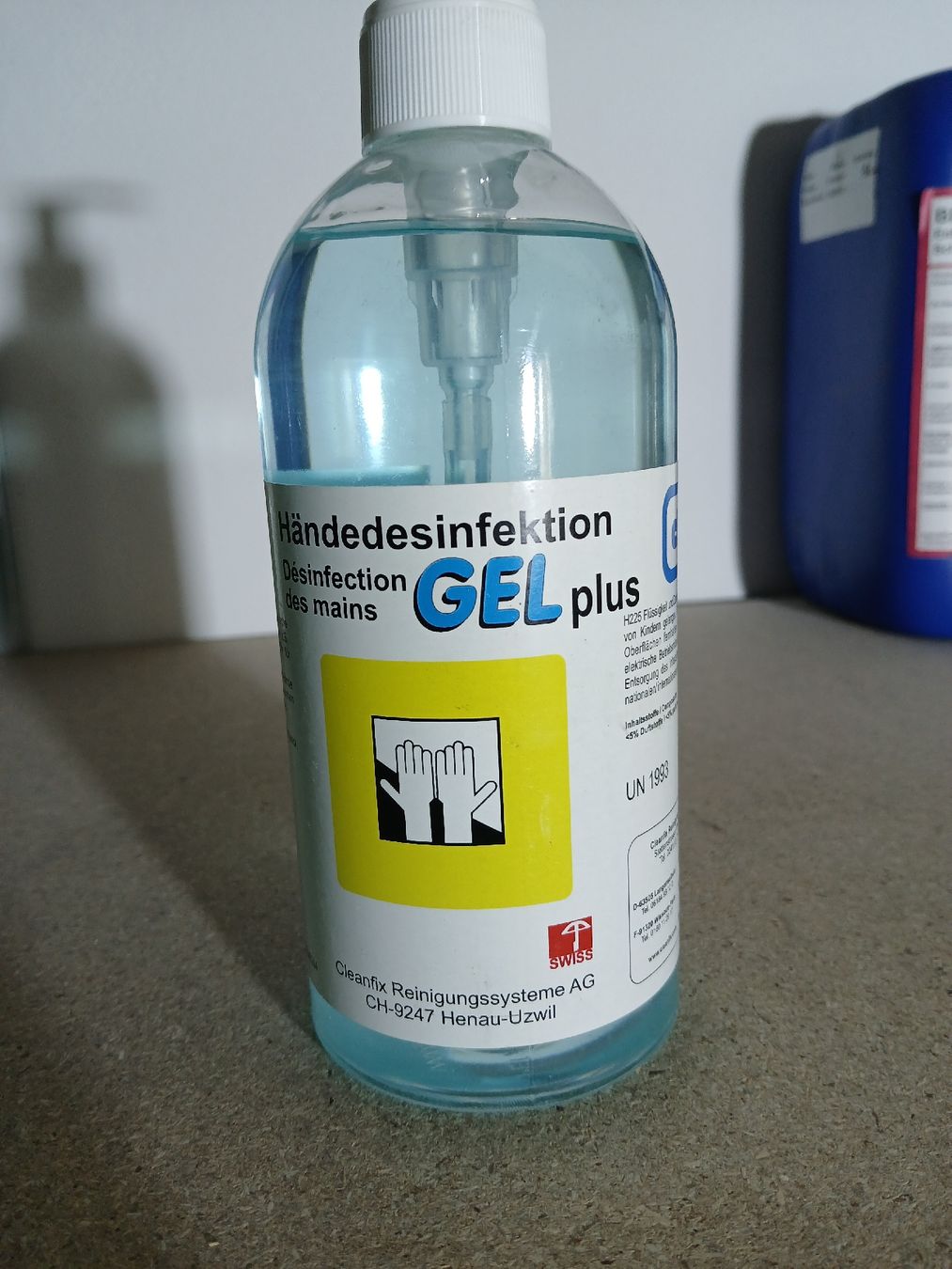 Altro per la cura del corpo: Händedesinfektion Cleanfix Gel plus 500ml – Nuovo (secondo la descrizione) da Strada venduto da SaraF167