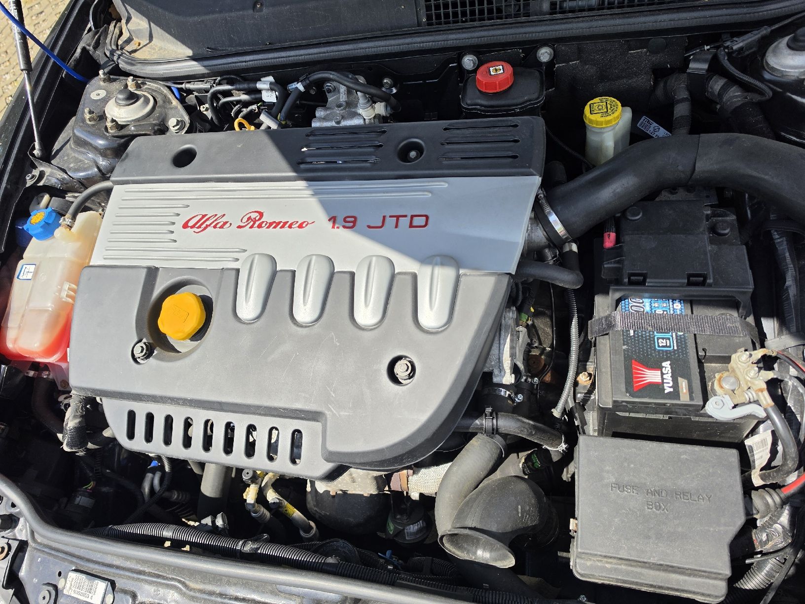 Alfa Romeo Autos: alfa 147 1.9 jtd 120cv – Gebraucht aus Winterthur von and_2s6l 5