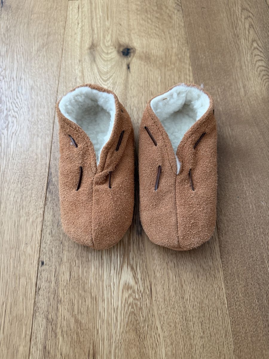 Scarpe per ragazzi: Kinder Hauschuhe, Gr. 28 – Nuovo (secondo la descrizione) da Interlaken venduto da fbnscl 1