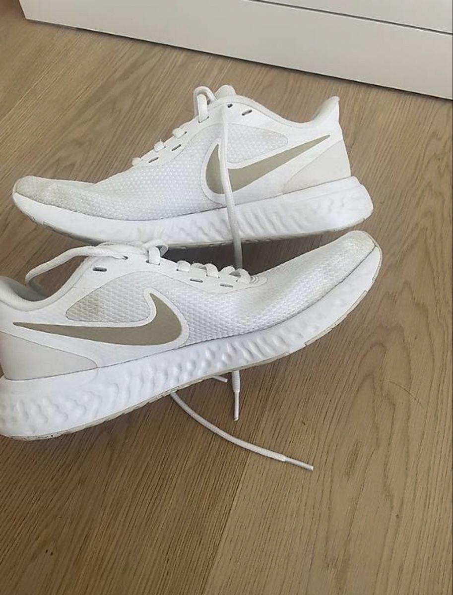 Nike Scarpe da donna: Nike Turnschuhe  – Usato da Wädenswil venduto da Mazso 2