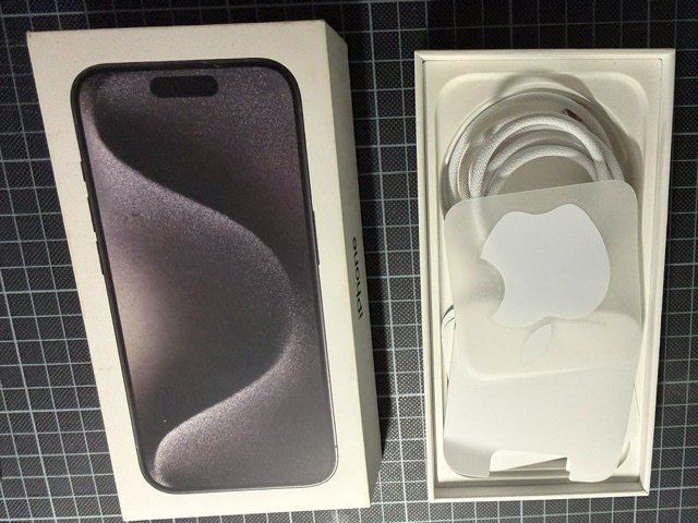 Apple Handys / Smartphones: iPHONE 15 Pro 256 GB super erhalten – Gebraucht aus Lichtensteig von Jkunstmann 3