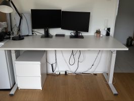 Steelcase Schreibtisch, höhenverstellbar