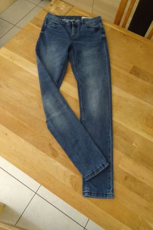 neu: Super Skinny Fit, Gr. 36