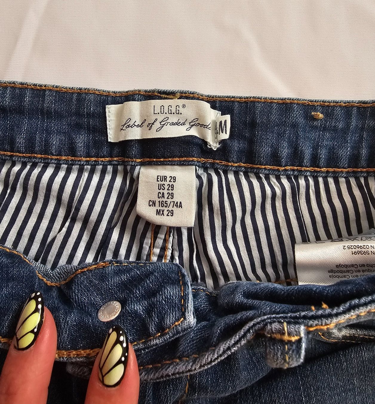 H&M Jeans: H&M Jeans Shorts / Hotpants Gr. 29 – Gebraucht aus Füllinsdorf von Sunnebliemli7 4