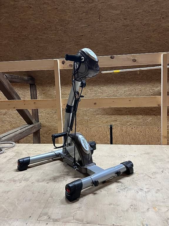 Hometrainer: Bein- und Armtrainer – Usato da Maschwanden venduto da nur_7pkj