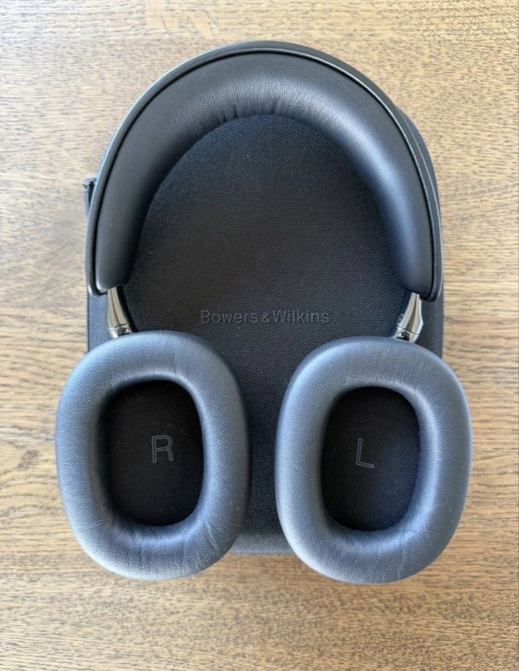 Bowers & Wilkins Cuffie: Bowers & Wilkins PX8 S2 – Nuovo (secondo la descrizione) da Zürich venduto da mik_y6cp 3