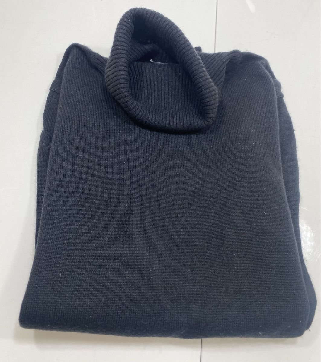 Maglioni & Felpe: Pullover aus 55% Seide aus 45% Kaschmir 🌸 – Usato da Opfikon venduto da Luis144 1