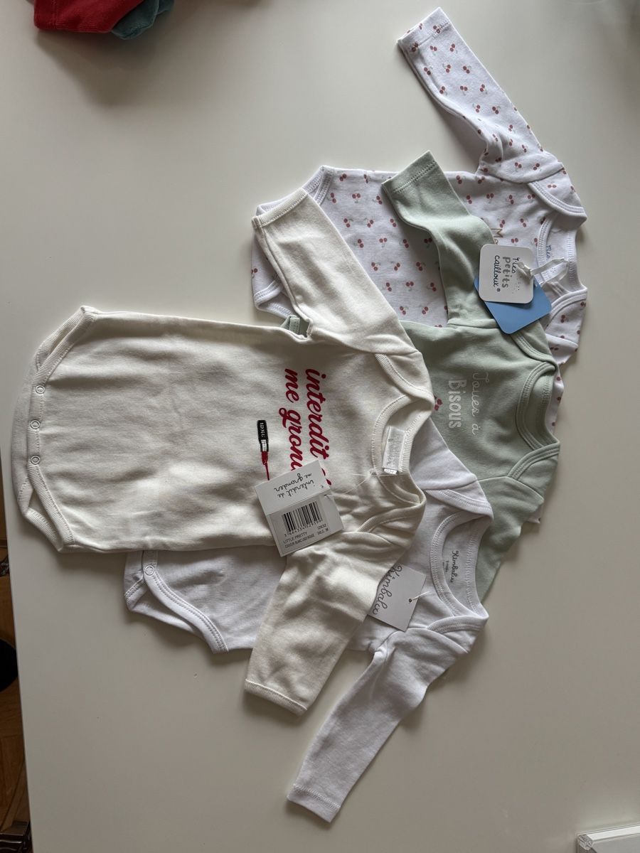 Lotti & Set di vestiti: Set mit 4 langärmeligen Bodys, Größe 3 Monate. – Nuovo (secondo la descrizione) da Dielsdorf venduto da Lea.Jeremy