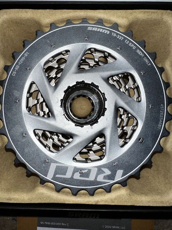 Sram Red eTap AXS cassette 1033, 12s Kaufen auf Ricardo