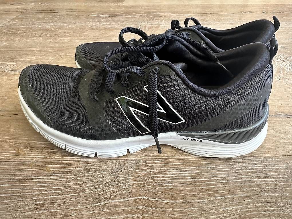 Chaussures hommes: New Balance Turnschuhe – D'occasion à Uster par pferber 1