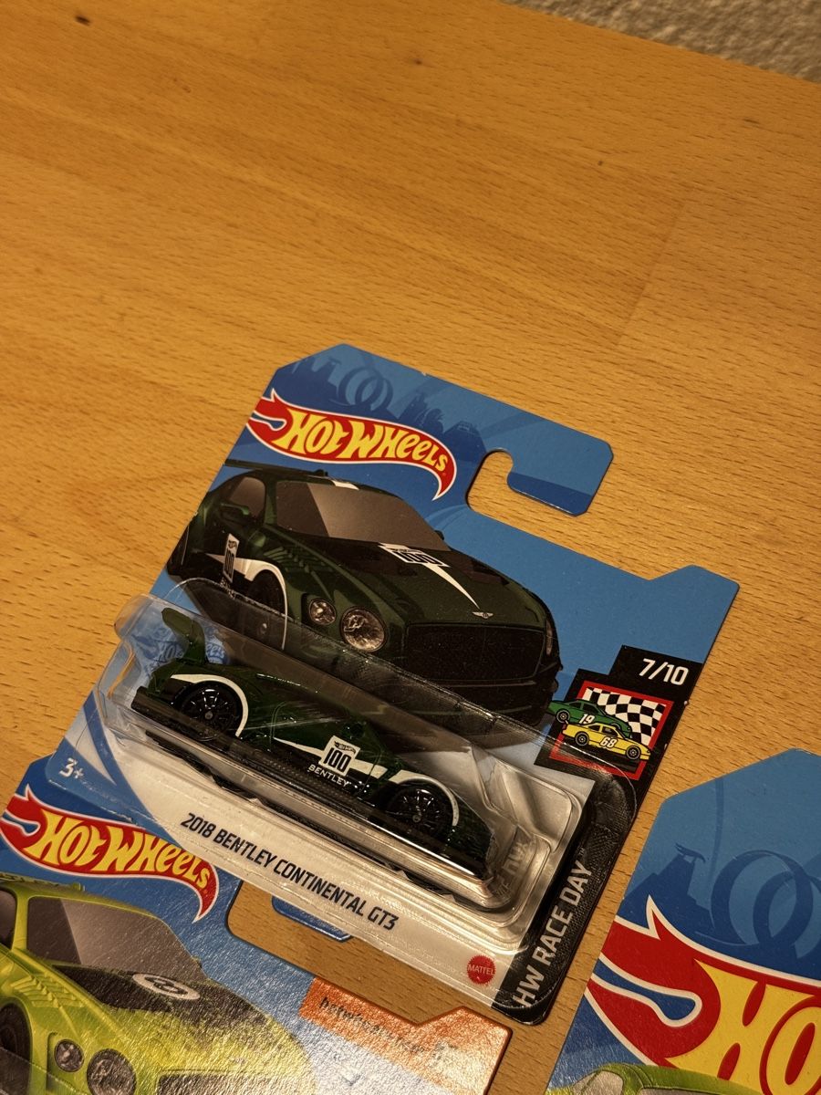 Hot Wheels Modellini d'auto: Hotwheels- Lamborghini, Ford, Bentley AMG – Nuovo e nell'imballaggio originale da Stüsslingen venduto da leo_nzh6 5