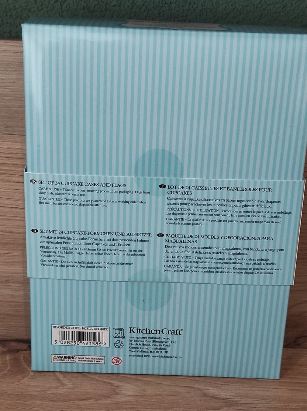 Teglie da forno: 24 Cupcake Förmchen mit Flaggen Kitchen Craft Hochzeit Taufe – Nuovo e nell'imballaggio originale da Triesen venduto da XSally 1