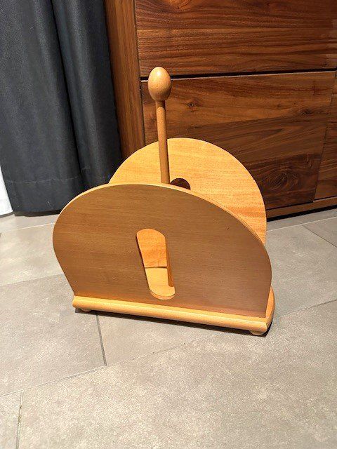 Autres articles pour la maison: HoLz ZeiTungssTänDer – D'occasion à Winkel par zeho 2