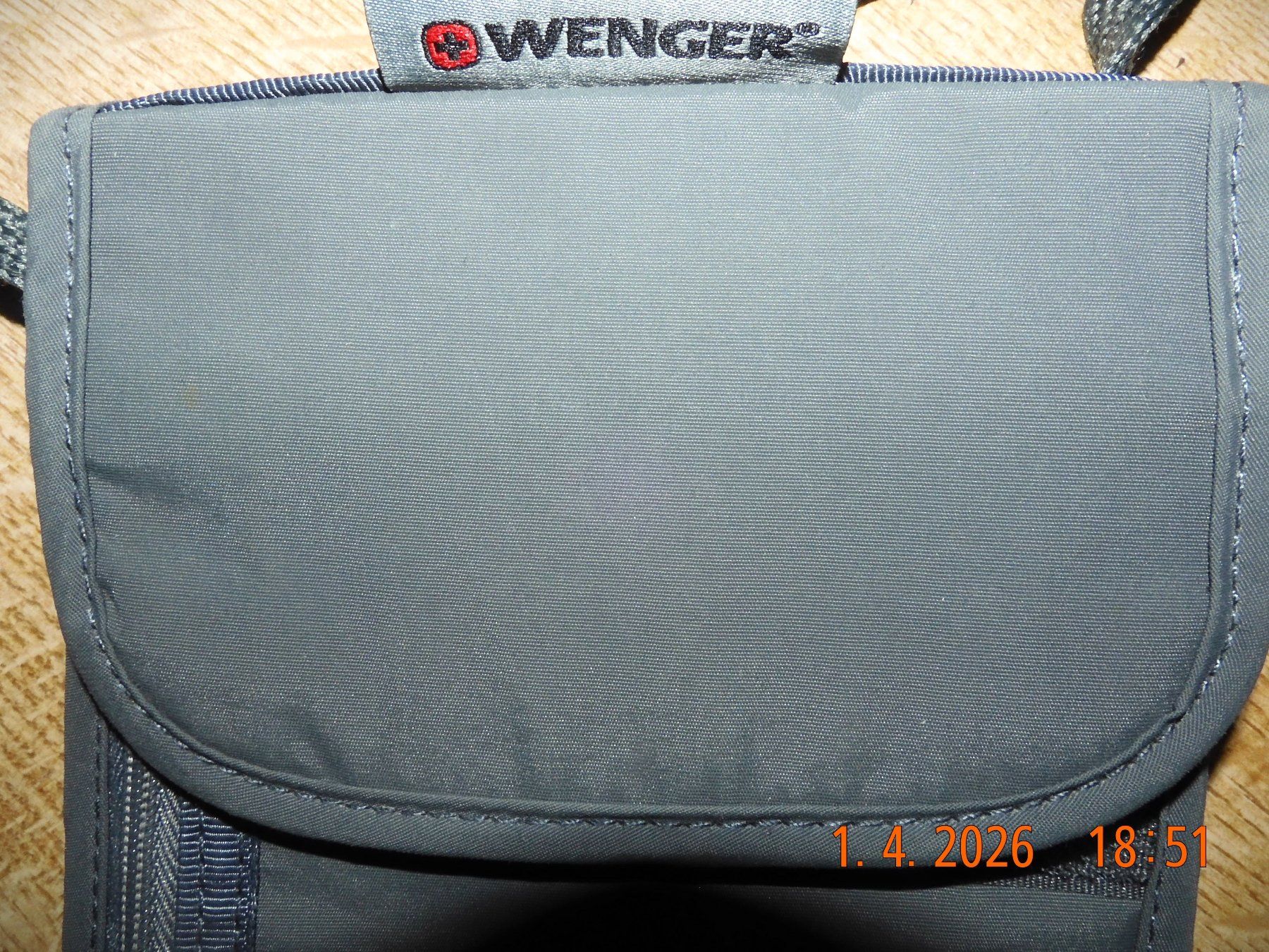 Wenger Brieftaschen: Wenger Brustbeutel mit RFID Schutz Grau – Gebraucht aus Roggwil BE von buggs04 7