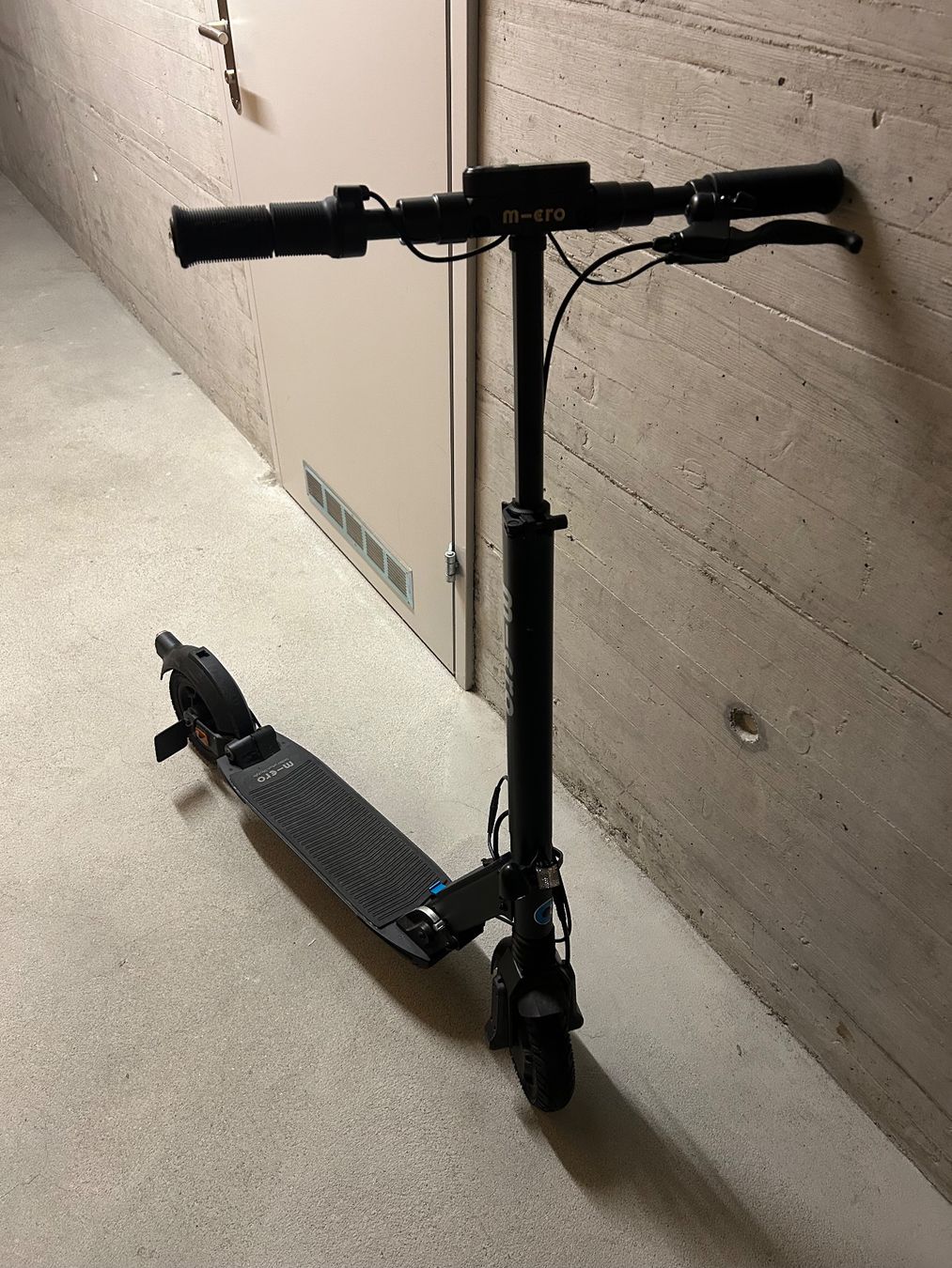 Micro Explorer II - Elektro-Scooter (Gebraucht) in für CHF 800 – nur ...