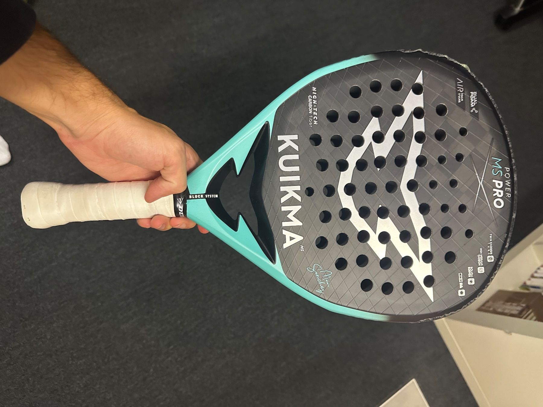 Raquettes: Kuikma MS Pro / Maxi Sanchez / Padelracket – D'occasion à Wilchingen par Fiat__500 2