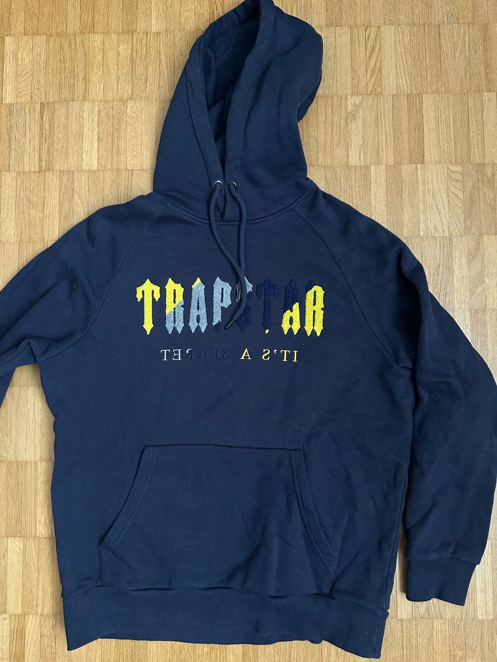 Costumes: Trapstar Anzug – D'occasion à Niedergösgen par Abrek9